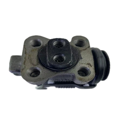 Pompes de freinage avant gauche avant pour QINGLING ISUZU 700P 4HK1 composant en fer fort
